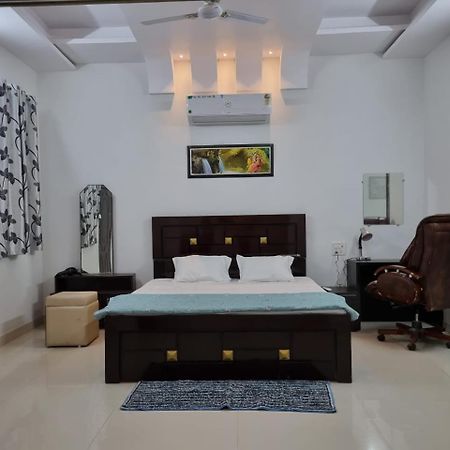 Leela Homestay Jabalpur - Lily - 2 Bhk Luxury Appartment Экстерьер фото