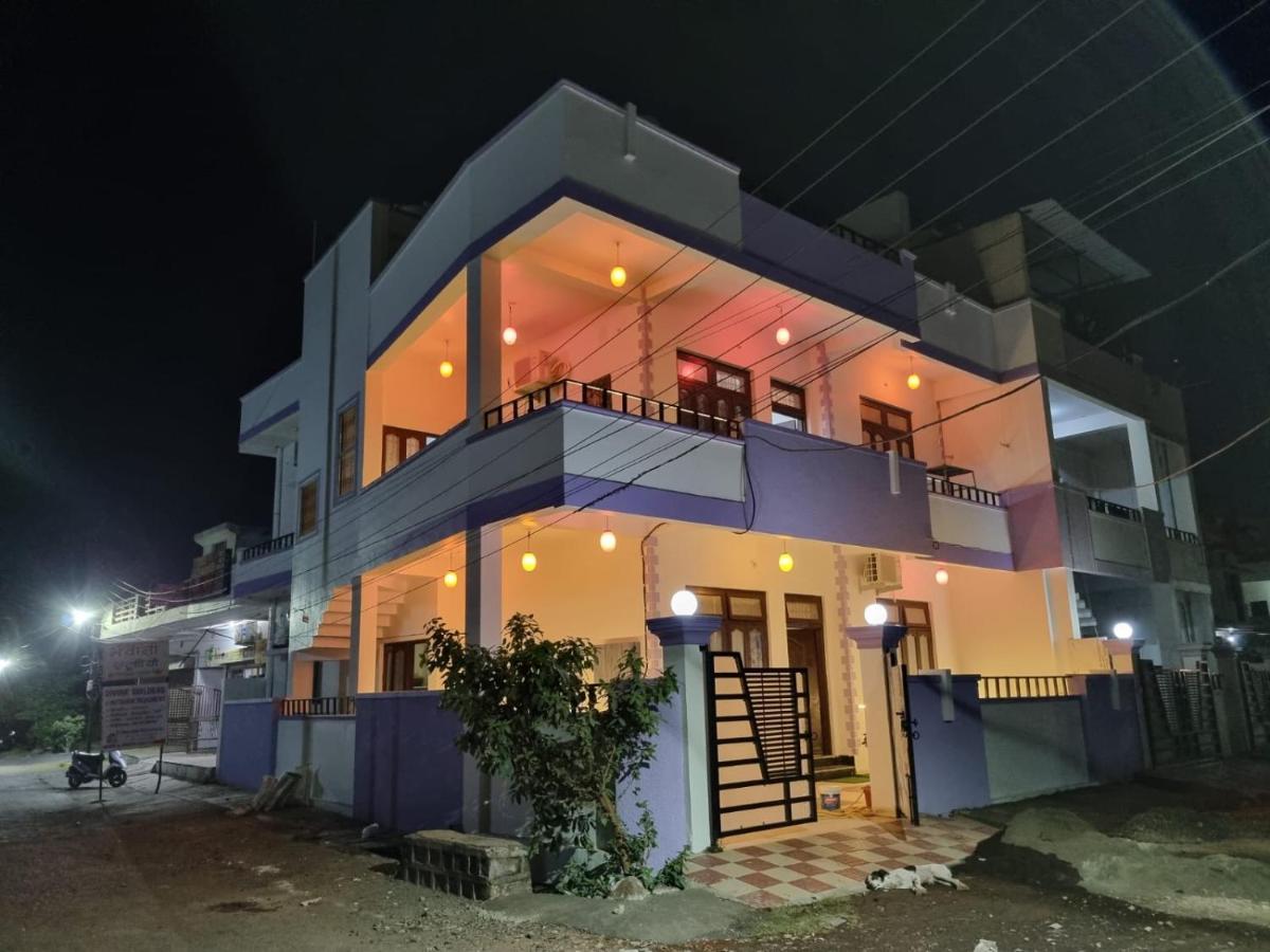 Leela Homestay Jabalpur - Lily - 2 Bhk Luxury Appartment Экстерьер фото