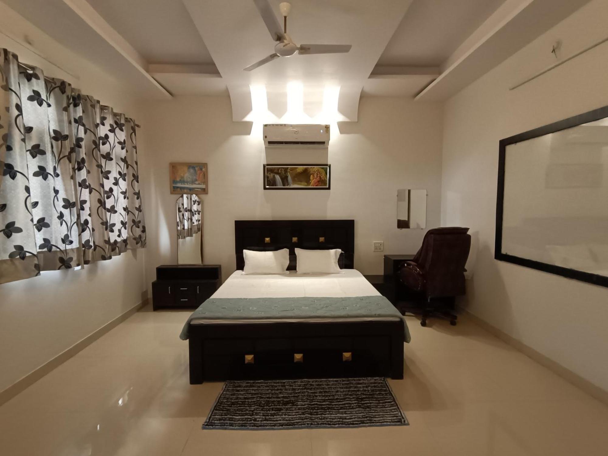 Leela Homestay Jabalpur - Lily - 2 Bhk Luxury Appartment Экстерьер фото