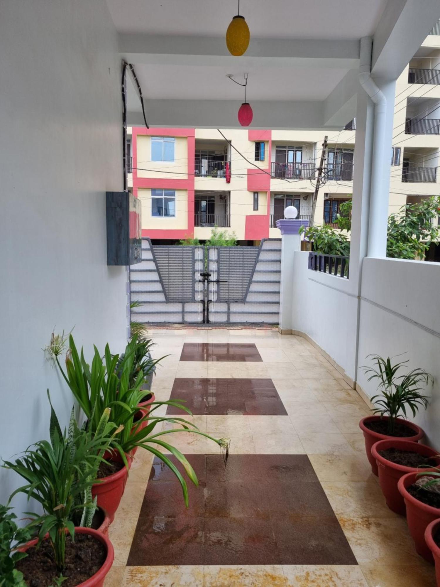 Leela Homestay Jabalpur - Lily - 2 Bhk Luxury Appartment Экстерьер фото